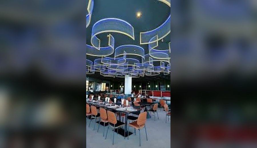 Melbourne dining and lounge ambience